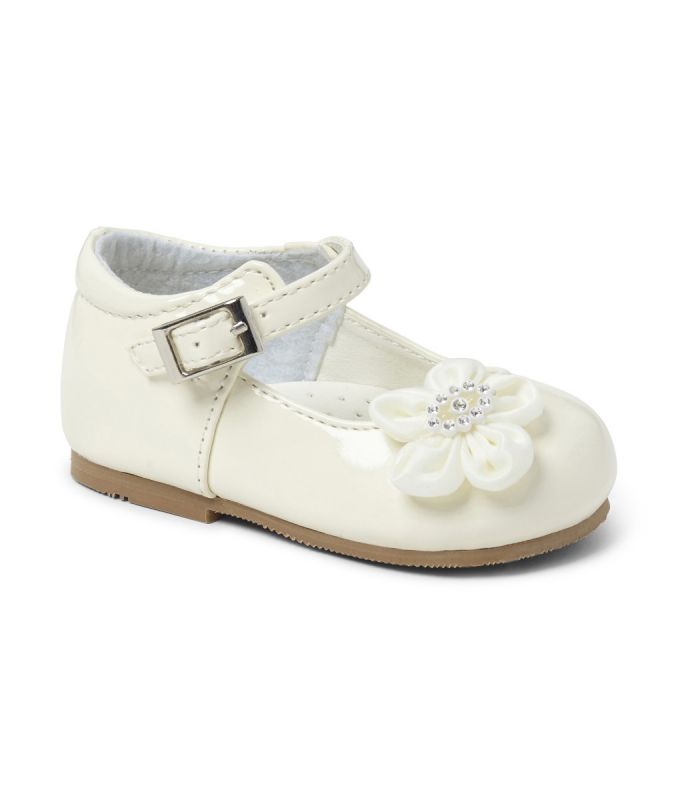 Baby girl shoes store online shopping